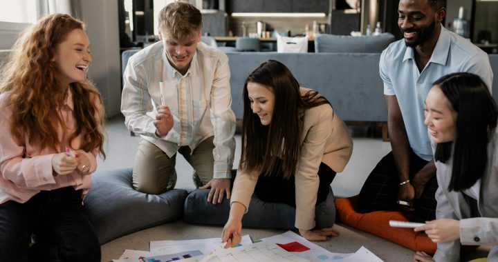 Rapid Scaling vs slow consistent growth.