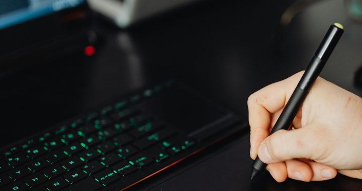 The Pros and Cons of Getting Monetised on Social Media in South Africa